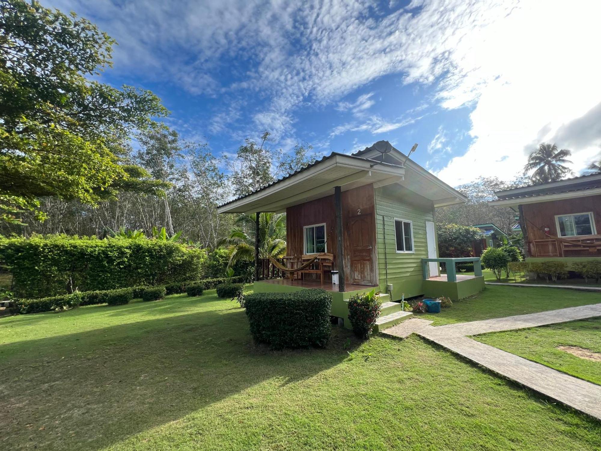 Suan Nai Kokut Resort Ko Kut Exterior foto