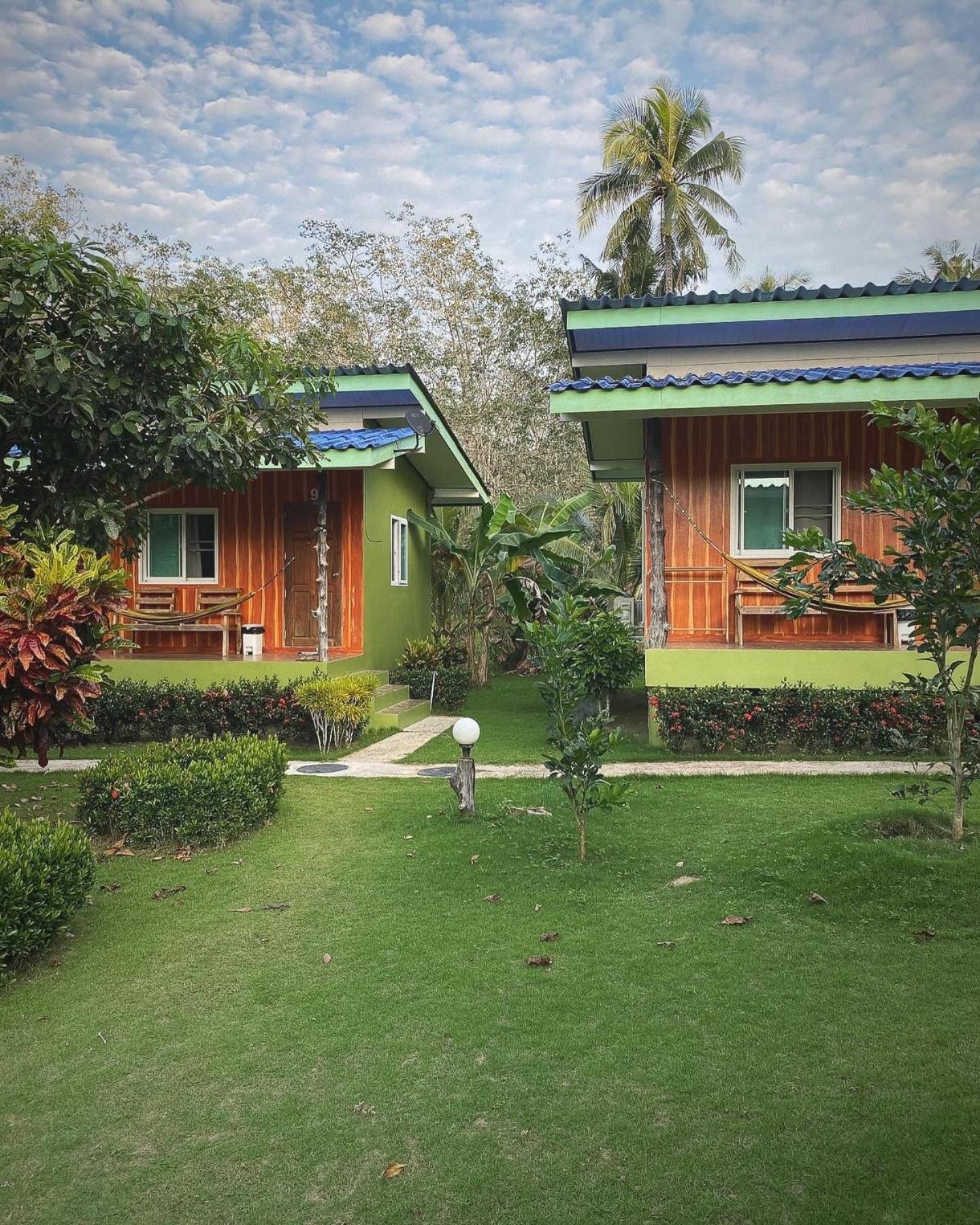 Suan Nai Kokut Resort Ko Kut Exterior foto
